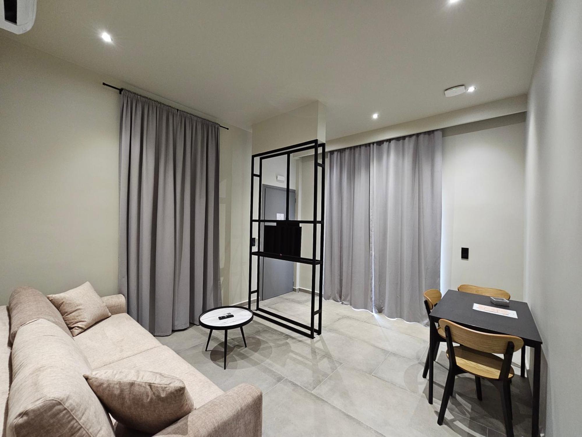 Rea'S Luxury Apartments Stoúpa Zewnętrze zdjęcie