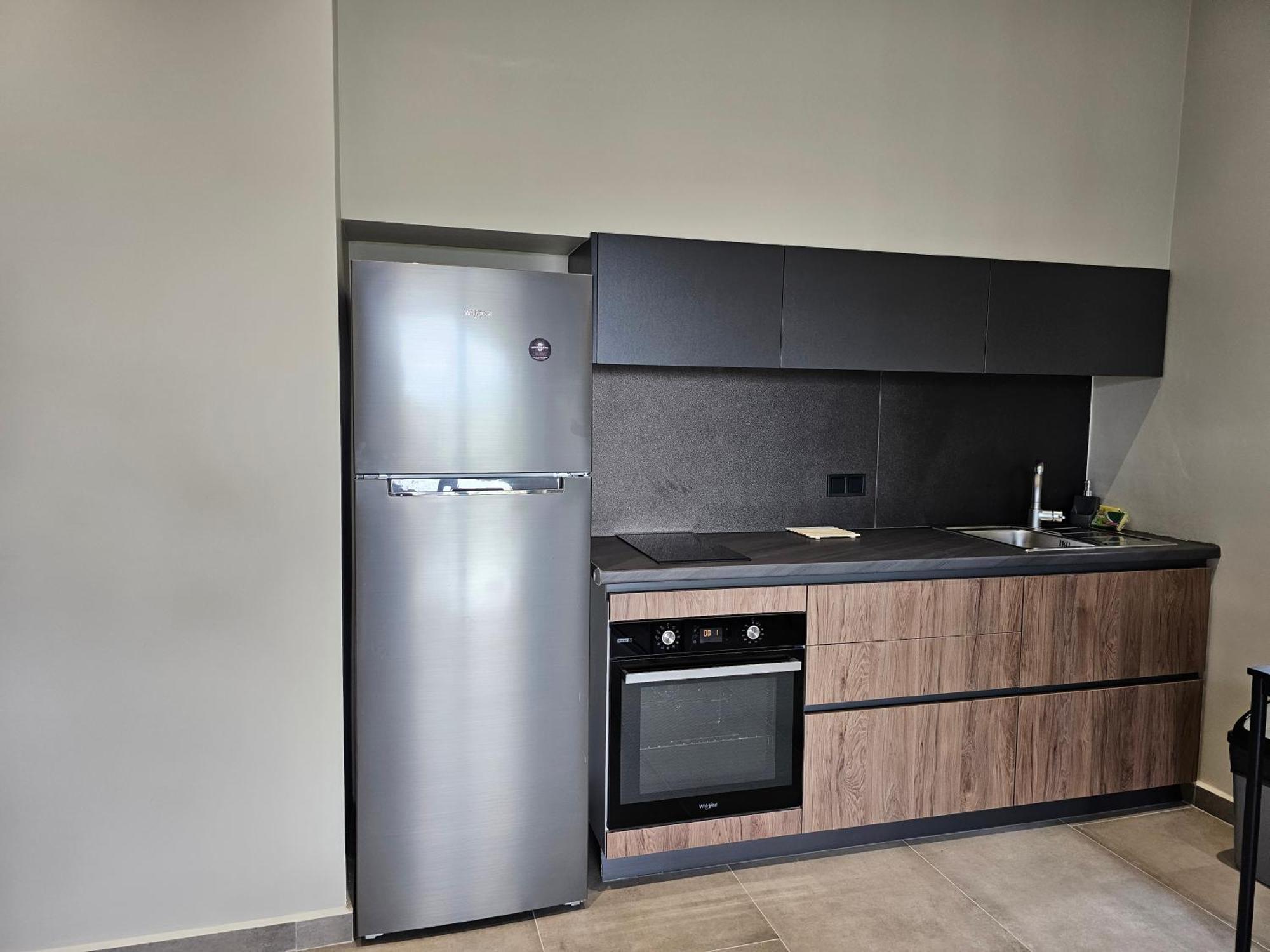 Rea'S Luxury Apartments Stoúpa Zewnętrze zdjęcie